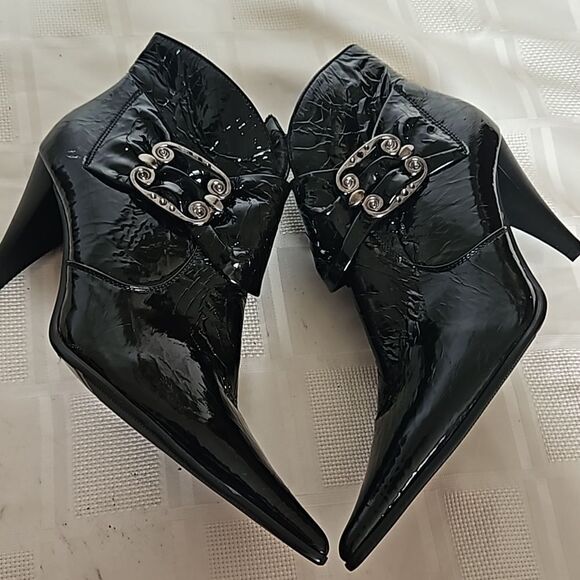 Vangelo Women's Pointy Toe Zip-Up Ankle Boots Black 7 - Picture 13 of 16